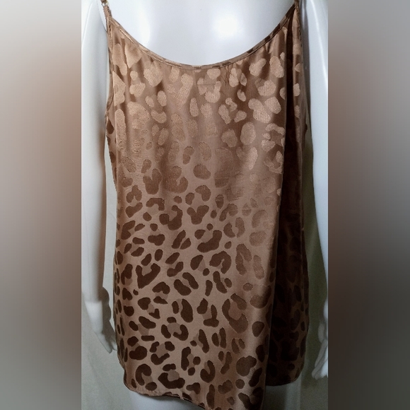 Babaton Silk Blend Cami - Picture 2 of 3